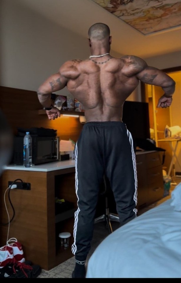 It helped him create the signature v-shaped physique judges love at competitions