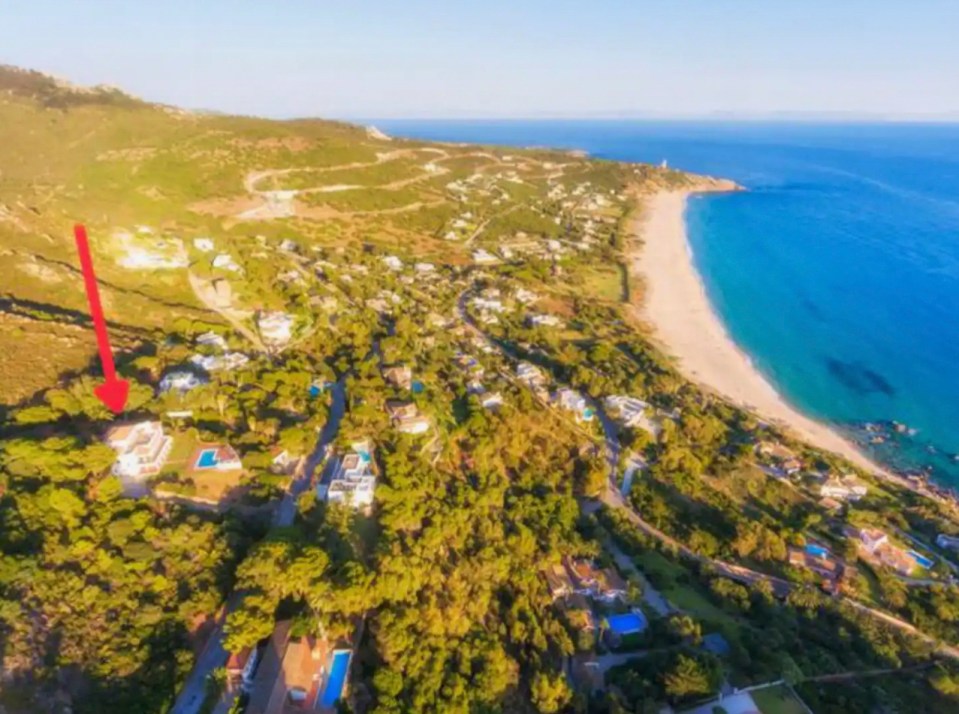 The property overlooks Costa de la Luz