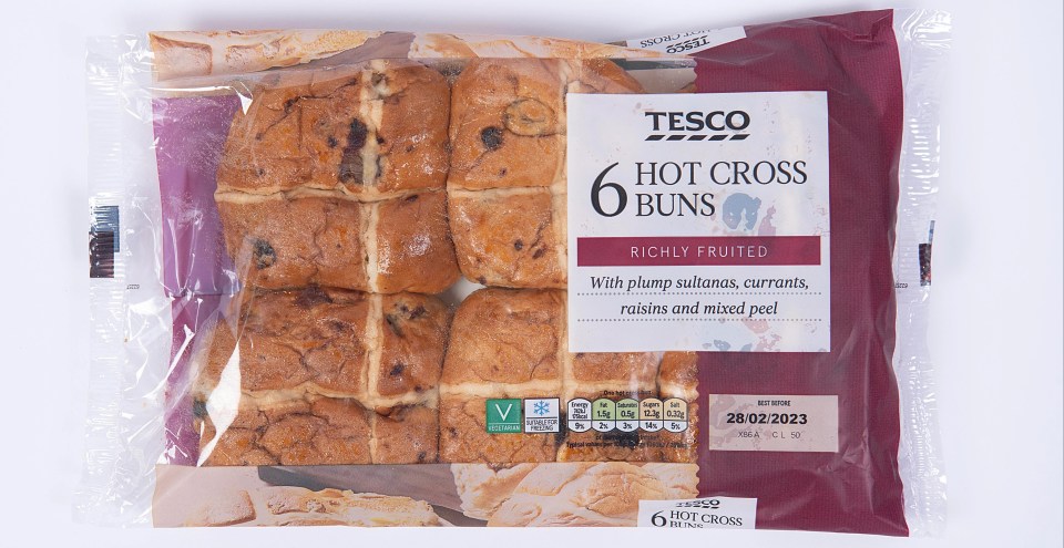 Tesco’s Hot Cross Buns give you a good amount of mixed peel and dried fruits for your money