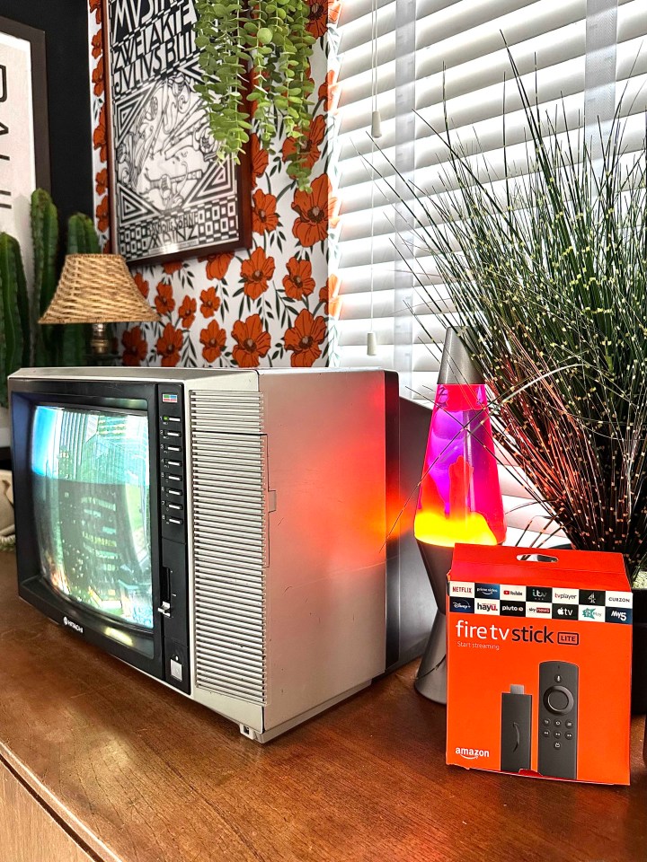 Give your retro TV the smart treatment