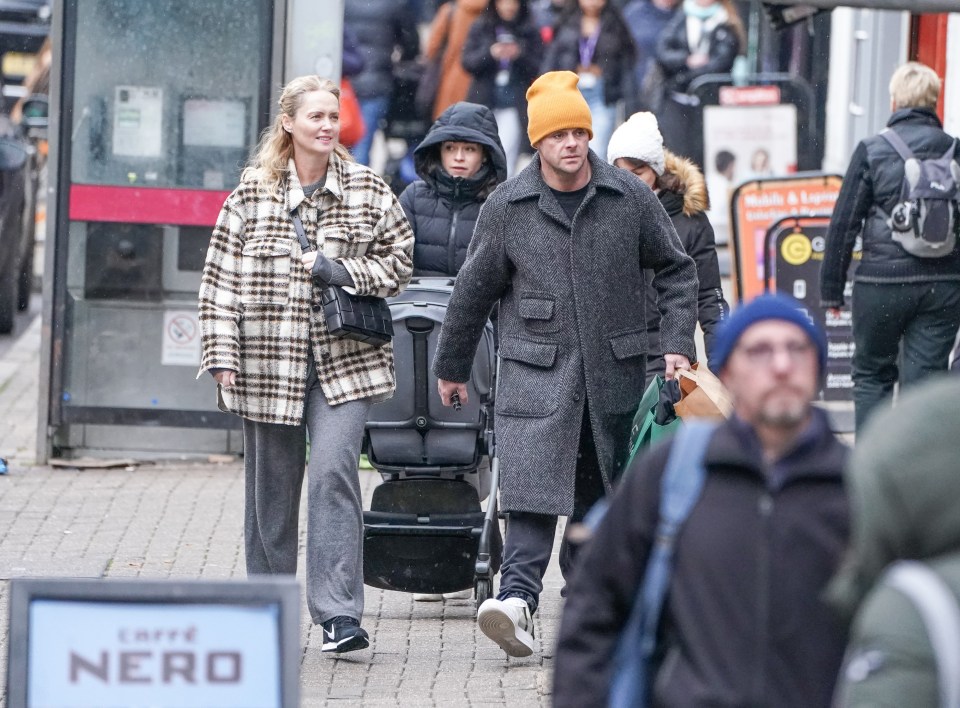 Ant was spotted in a bright beanie on the shopping trip