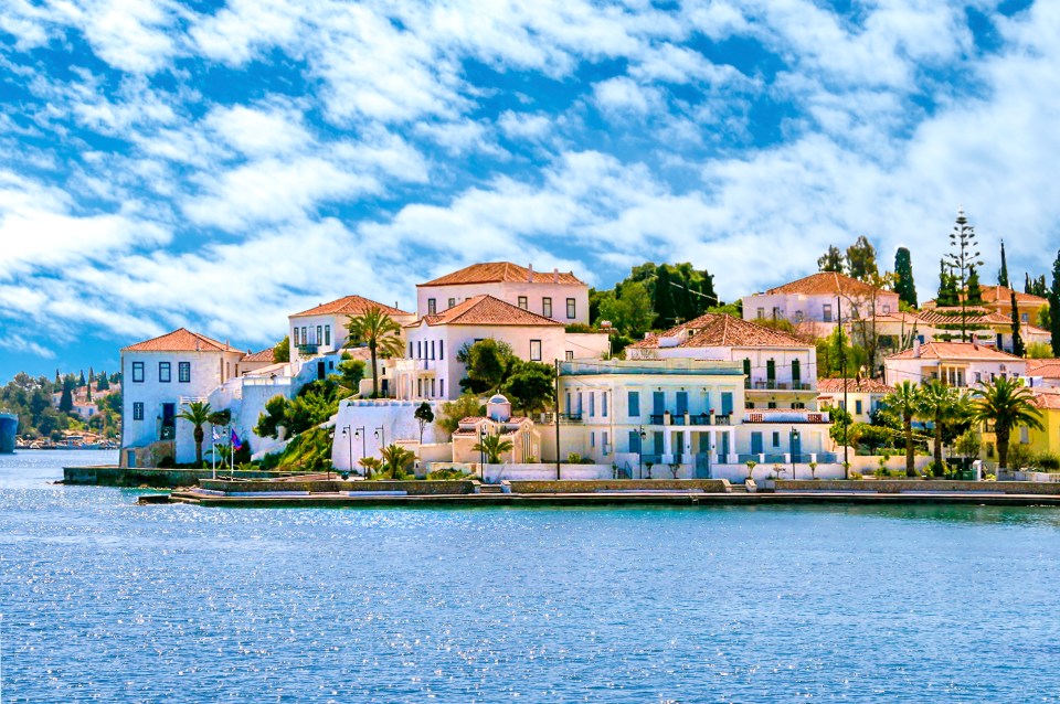 You can book a gorgeous villa in the classic Grecian style on Spetses Island