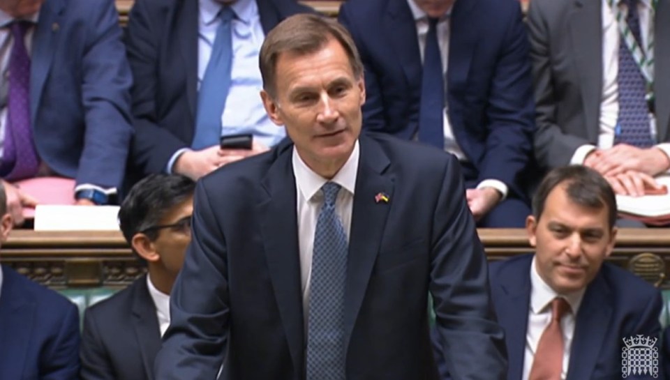 Jeremy Hunt isn't expected to cut personal taxes, but will announce some big changes to Universal Credit