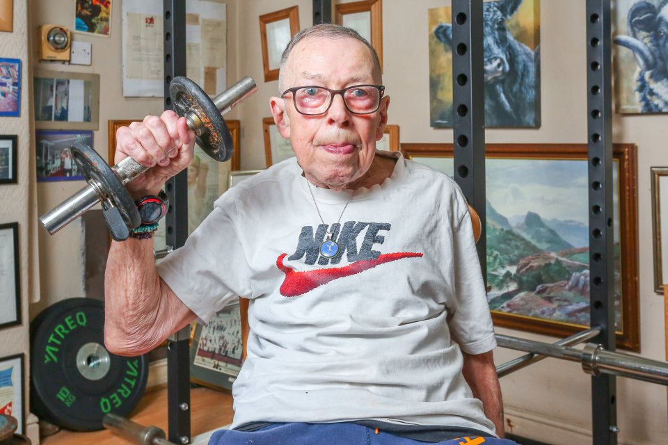 Brian trains in his home gym in New Mills, Derbyshire