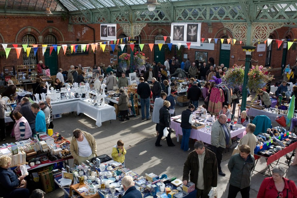 The Metro station hosts a market every weekend, with stalls selling food and trinkets