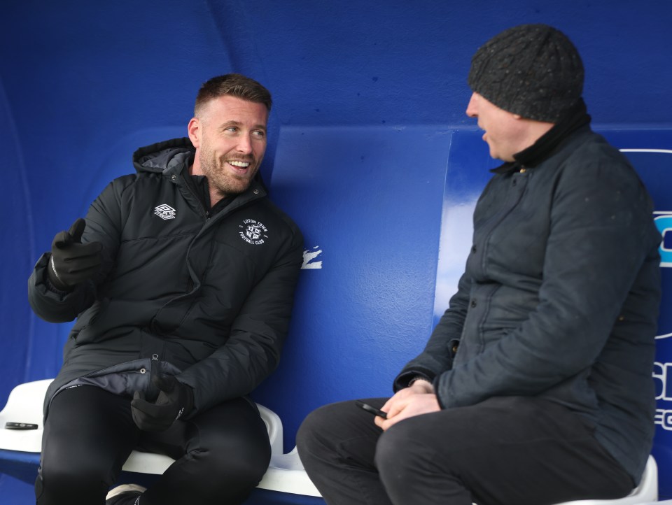 Luton boss Rob Edwards caught up with our man Justin Allen on a freezing cold day in nearby Dunstable to chat about his whirlwind management career