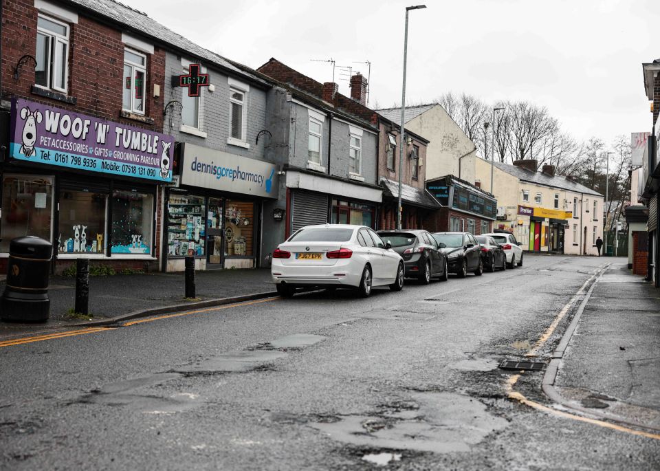 Some locals say that double yellow lines will make the area a 'ghost town' again