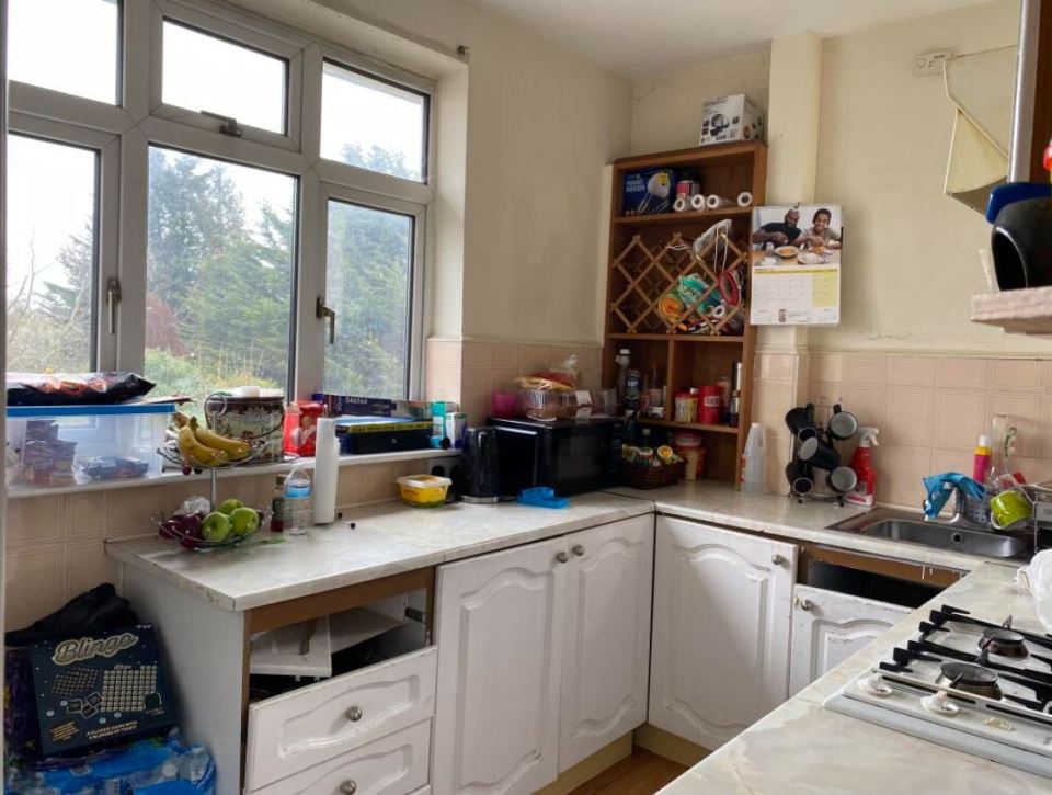 The owners of this London home have been struggling to sell