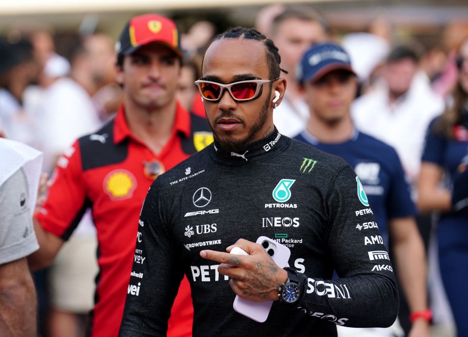 Lewis Hamilton came a distant 18th as Mercedes struggled