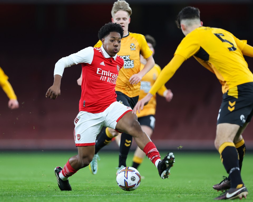 Arsenal have agreed a new contract for teen ace Myles Lewis-Skelly