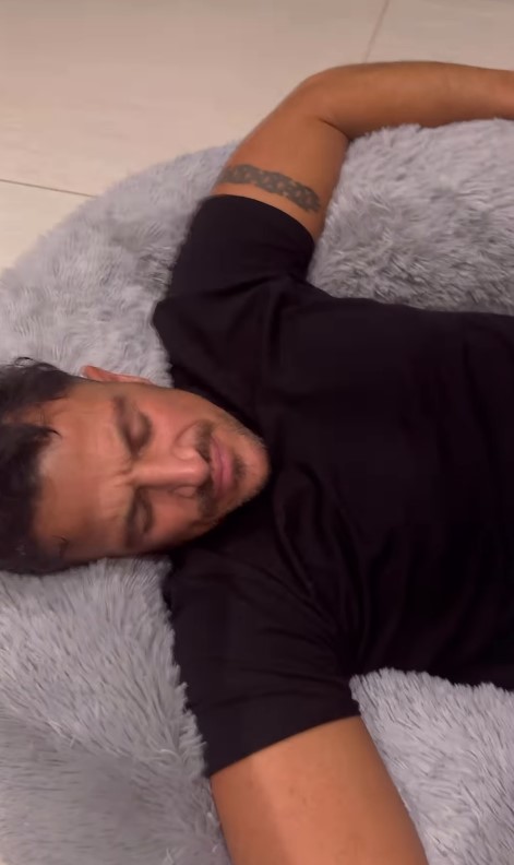 Peter Andre tested out the human dog bed