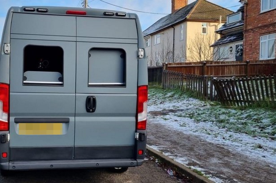 Beware this 'invisible' grey speed van