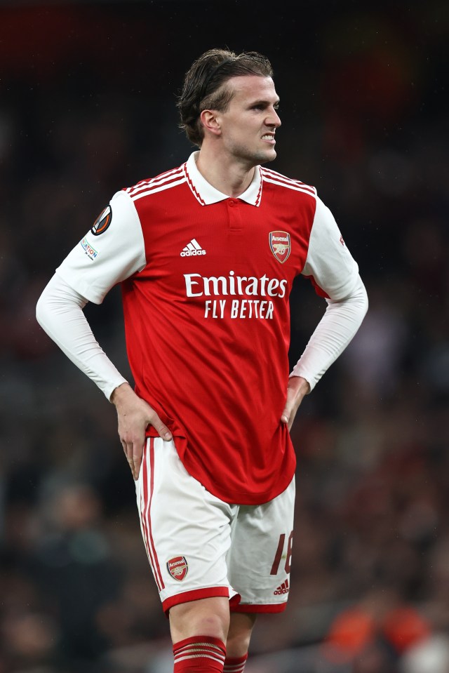 Rob Holding  struggled after replacing the injured William Saliba