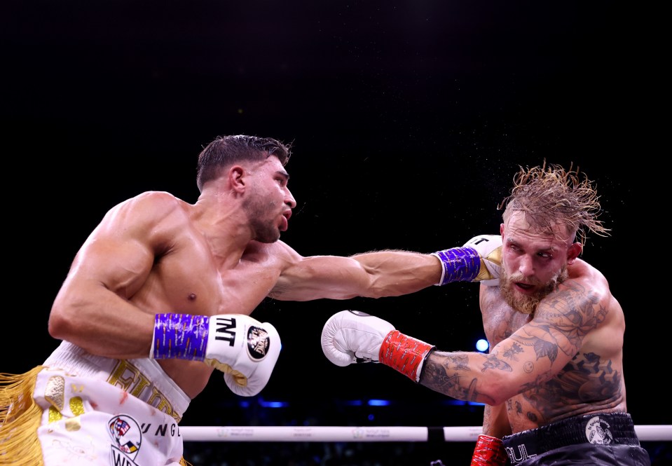 Tommy Fury punches his rival