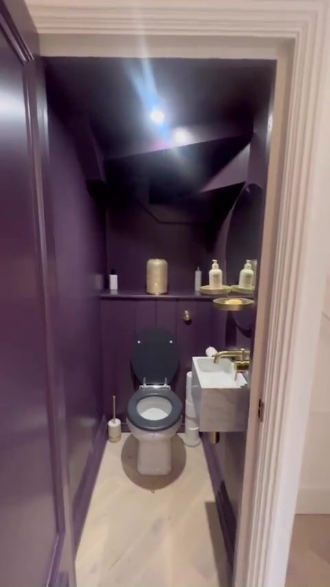 Chloe showed off her downstairs toilet that she explained wasn't a hit with the guests