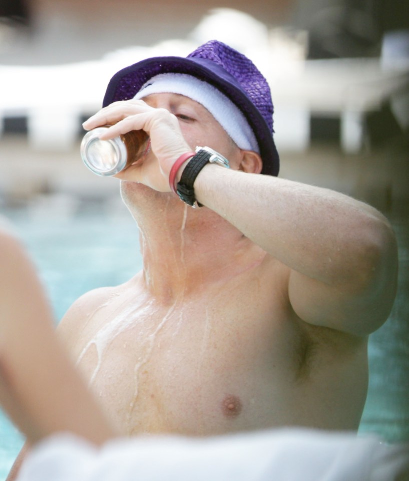 Mike enjoying his last days of singledom in a pool in Miami