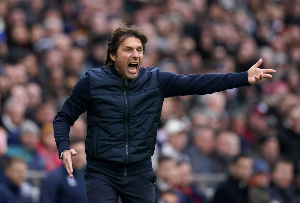 Tottenham wanted to keep Antonio Conte until the end of the season