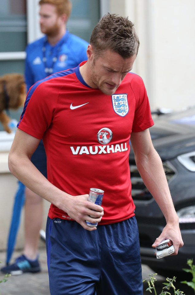 Leicester striker Jamie Vardy, pictured in 2016, used snus for its supposed calming effect