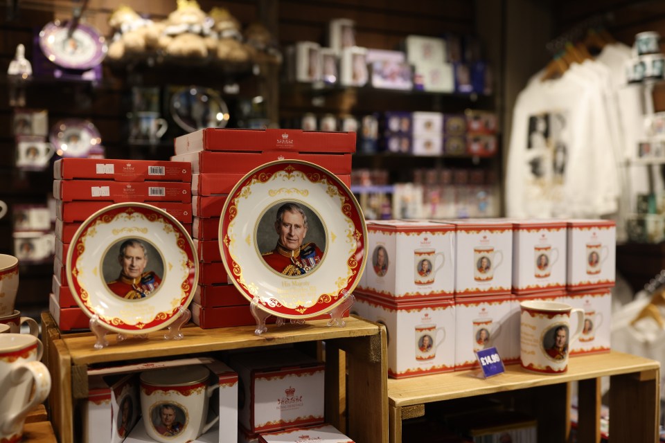 Coronation plates, mugs, t-shirts and other items for sale in London