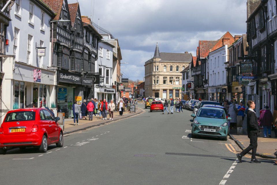 Stratford-upon-Avon is the birthplace of celebrated playwright William Shakespeare