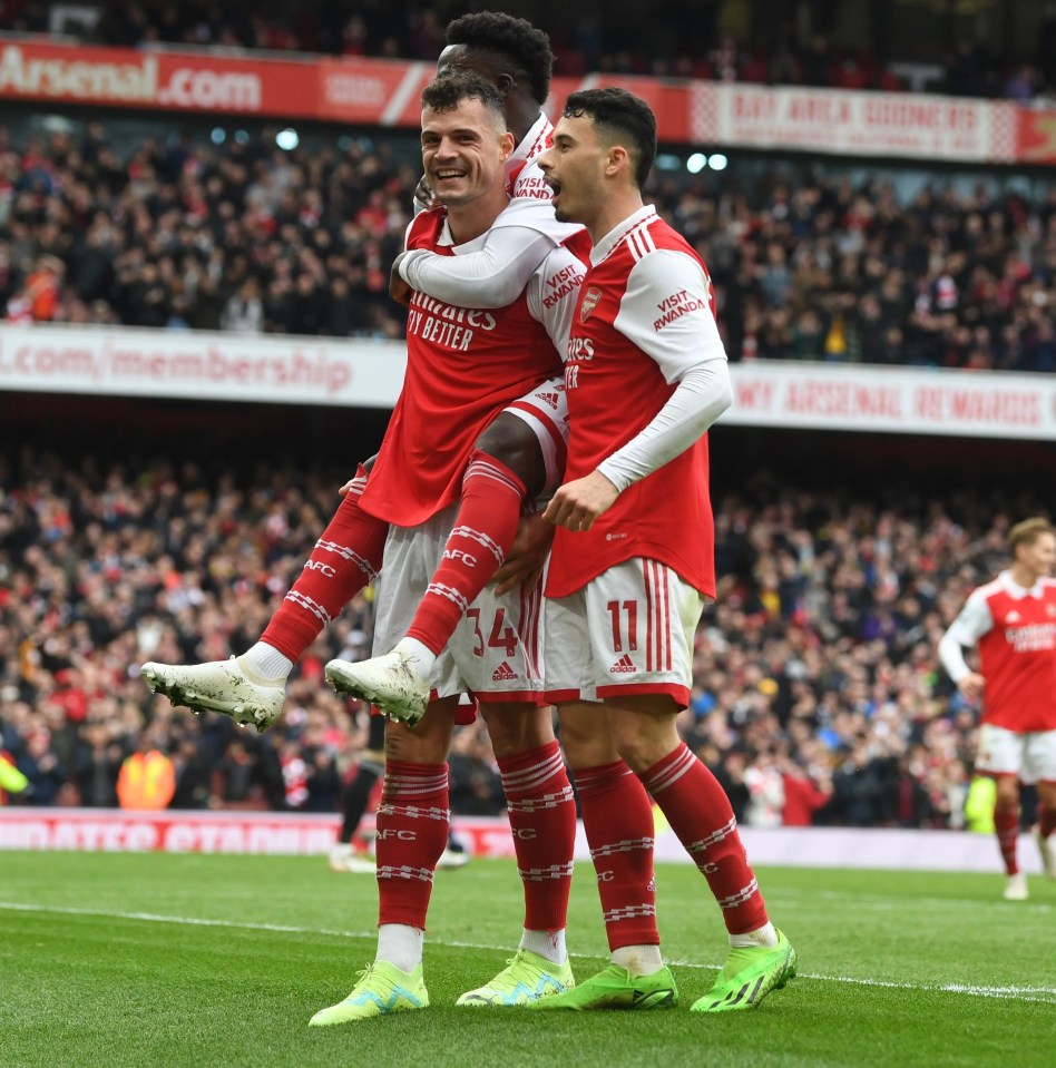 Arsenal sit top of the Premier League table, 21 points ahead of Tottenham