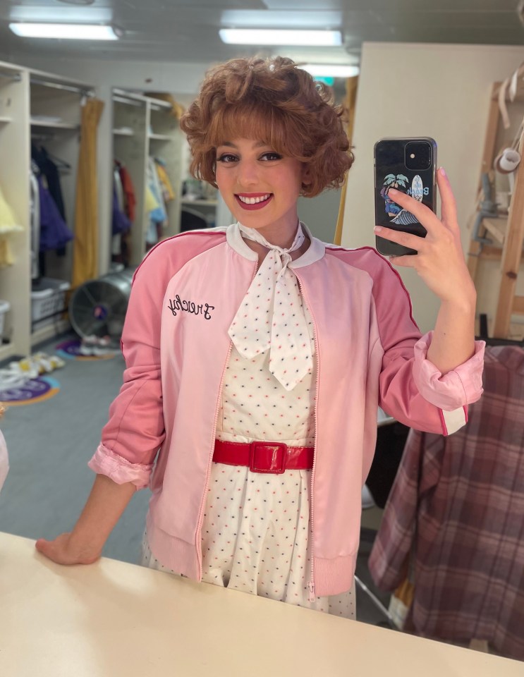 Hollie starred as Frenchy in an adaptation of Grease