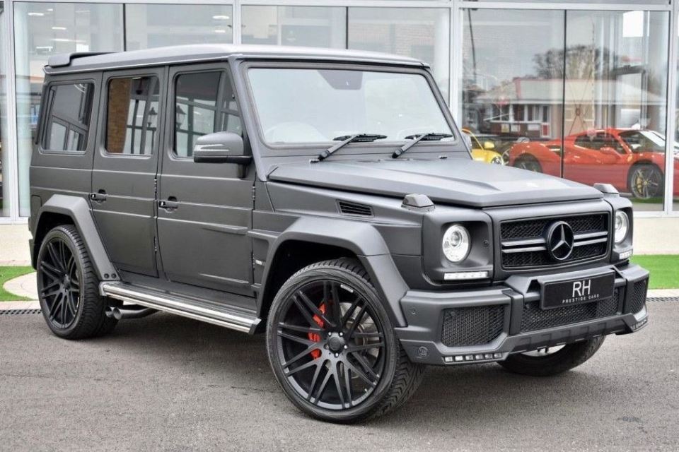 Gareth Bale</p>
<p>Mercedes-Benz G Class G63 AMG 5.5 5dr</p>
<p>//www.autotrader.co.uk/classified/advert/201904096794660?postcode=ol163up&radius=1500&advertising-location=at_cars&sort=price-desc&onesearchad=Used&onesearchad=Nearly%20New&onesearchad=New&keywords=footballer&page=1