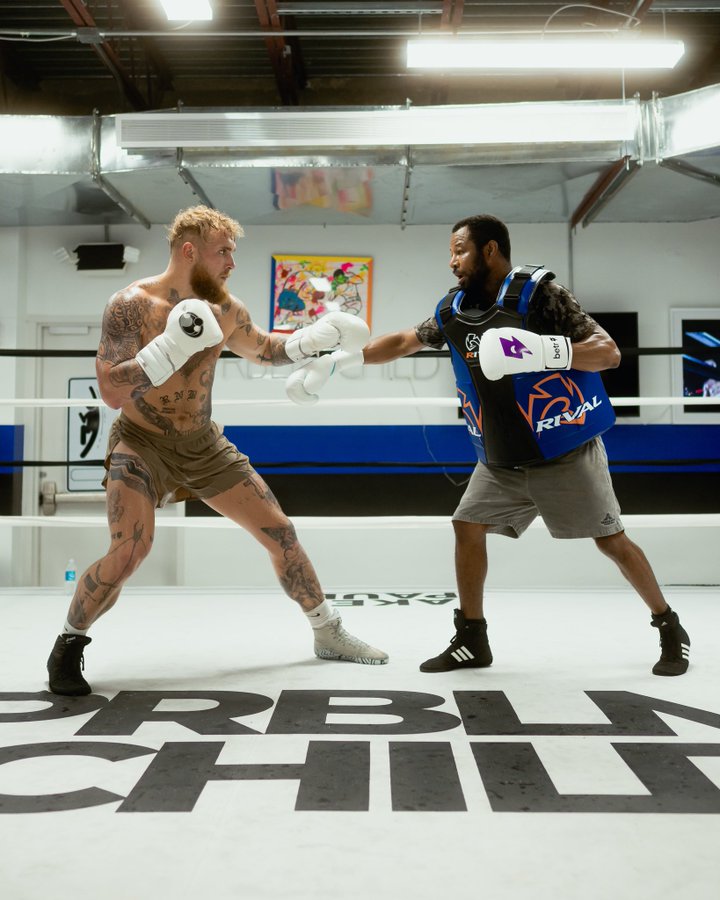 Jake Paul is back training with boxing legend Shane Mosley