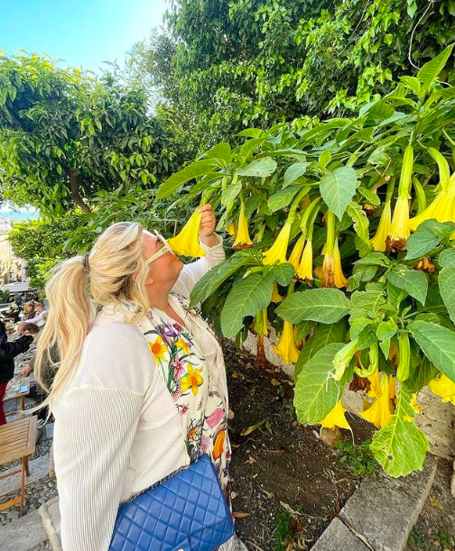 Gemma has urged her fans to look out for dry and dying plants in supermarkets