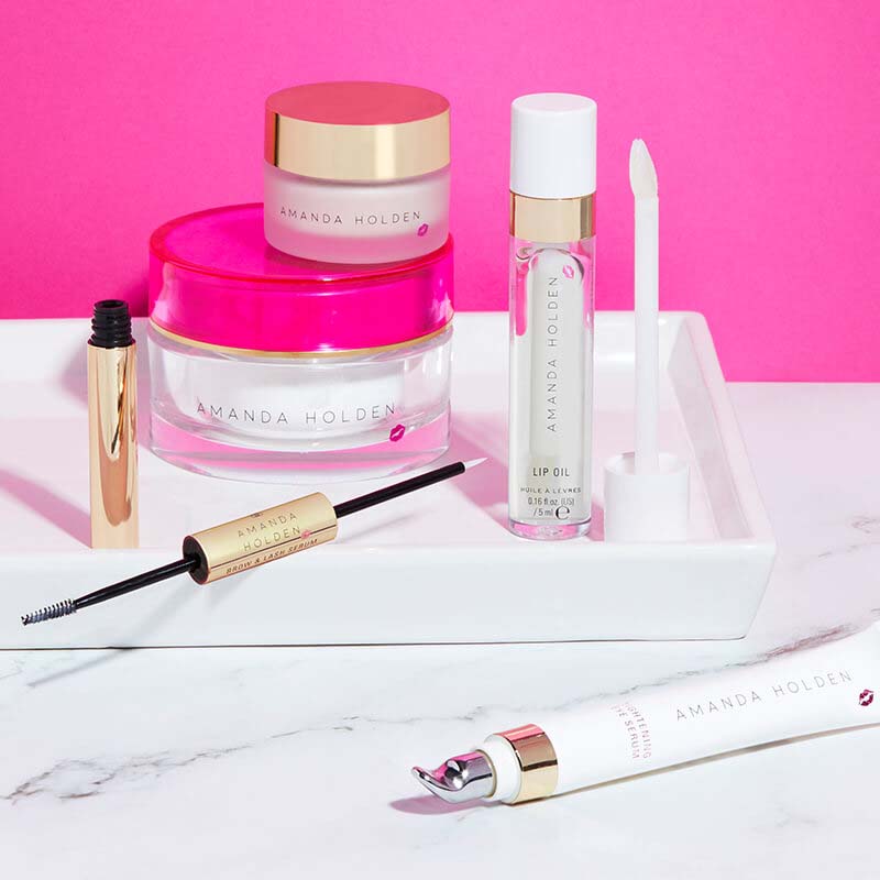 Amanda's Revolution Pro five-piece collection contains both make-up and skincare