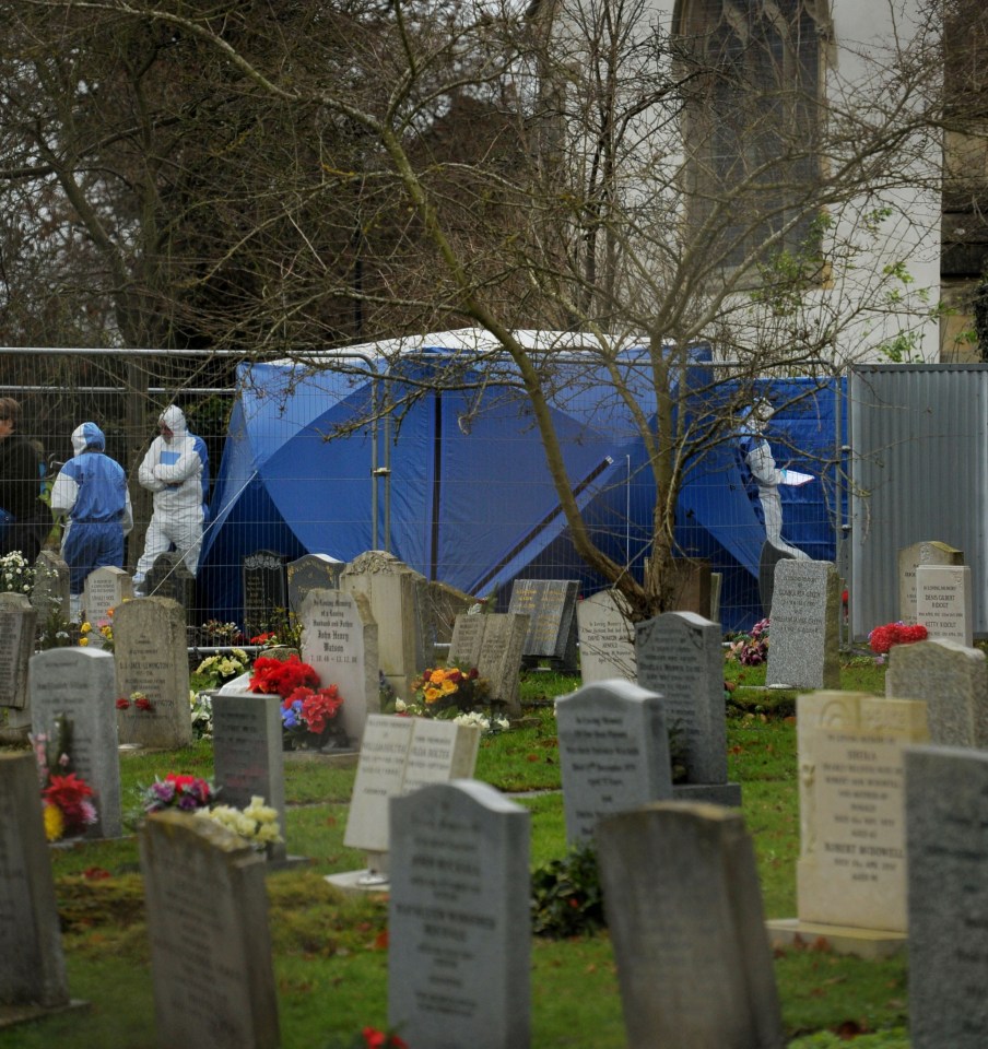 Blakeley dumped Jayden’s body in his uncle’s grave in All Saints’ Church in Didcot, Oxfordshire