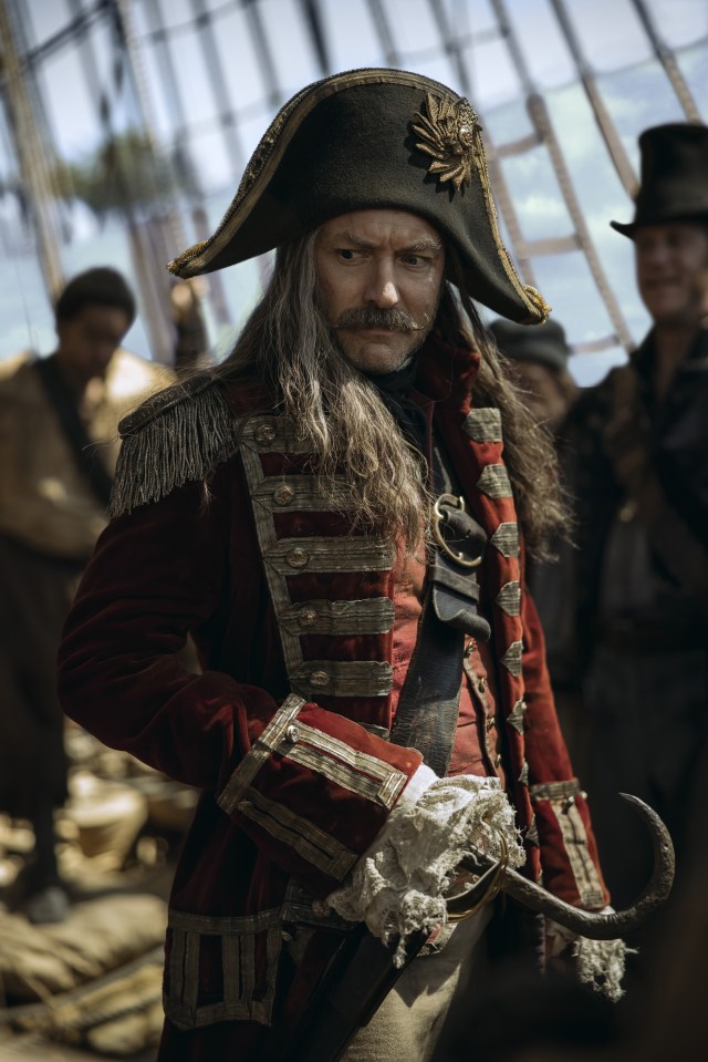 Noah talks about meeting Hollywood A-lister Jude Law, who plays Captain Hook