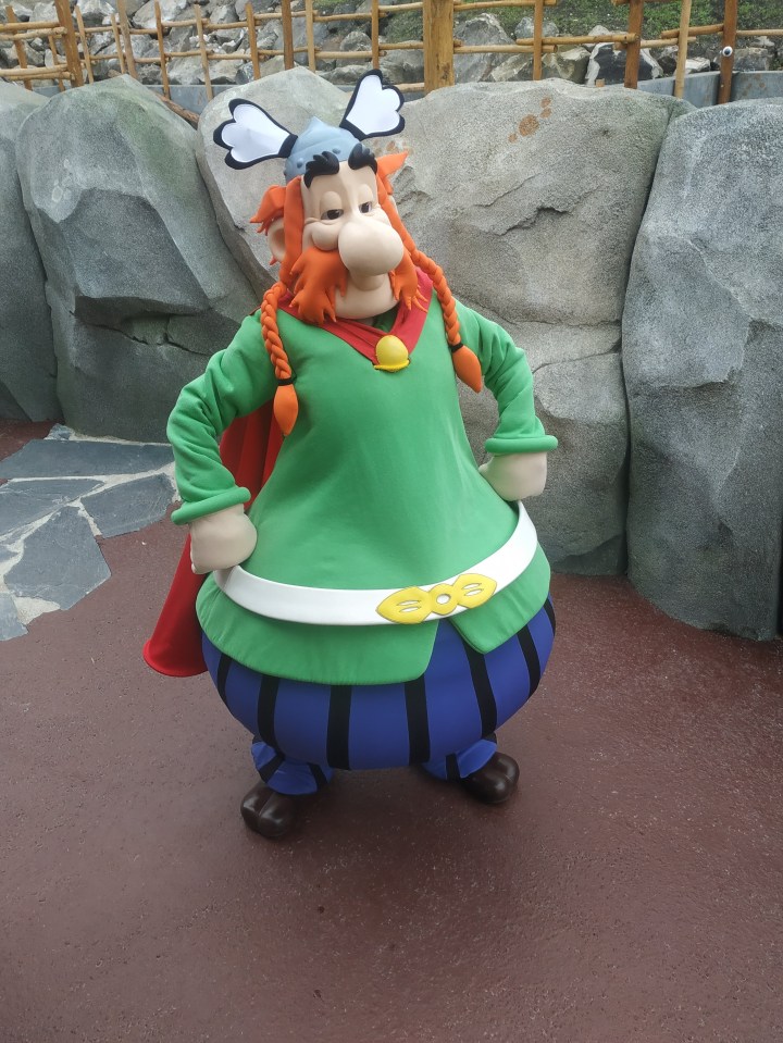 Characters from the Asterix cartoons walk around the park for meet and greet opportunitites