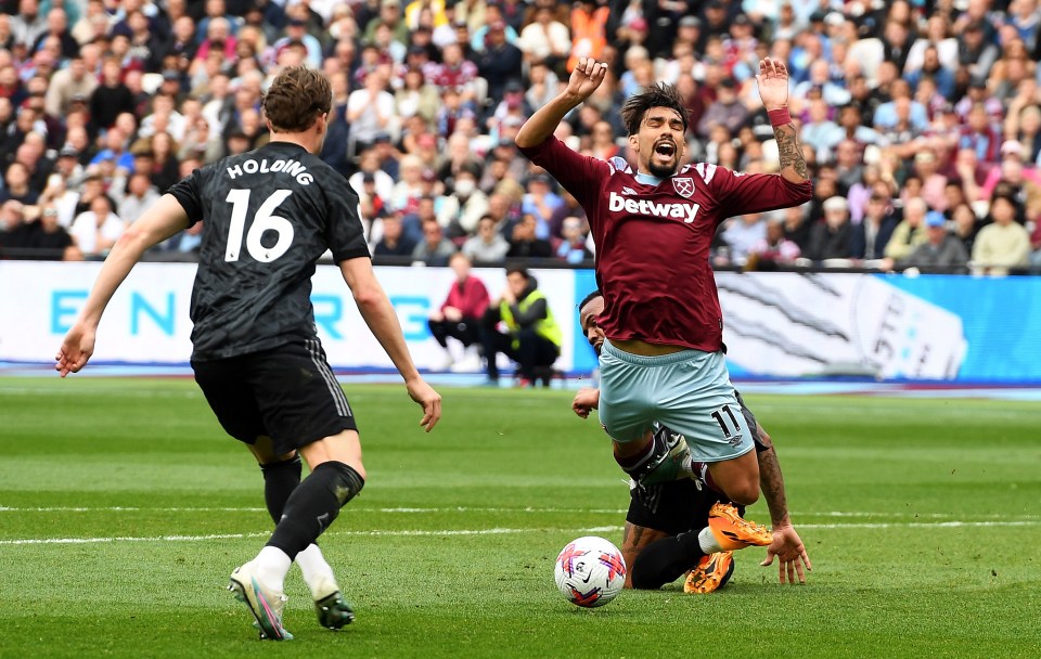 West Ham were offered a route back into the game when Lucas Paqueta was fouled in the box