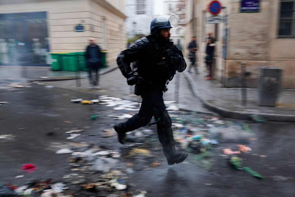 A strike left Paris covered in rubbish last month