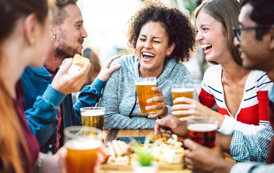 Scientists found supping beer makes people happier and healthier