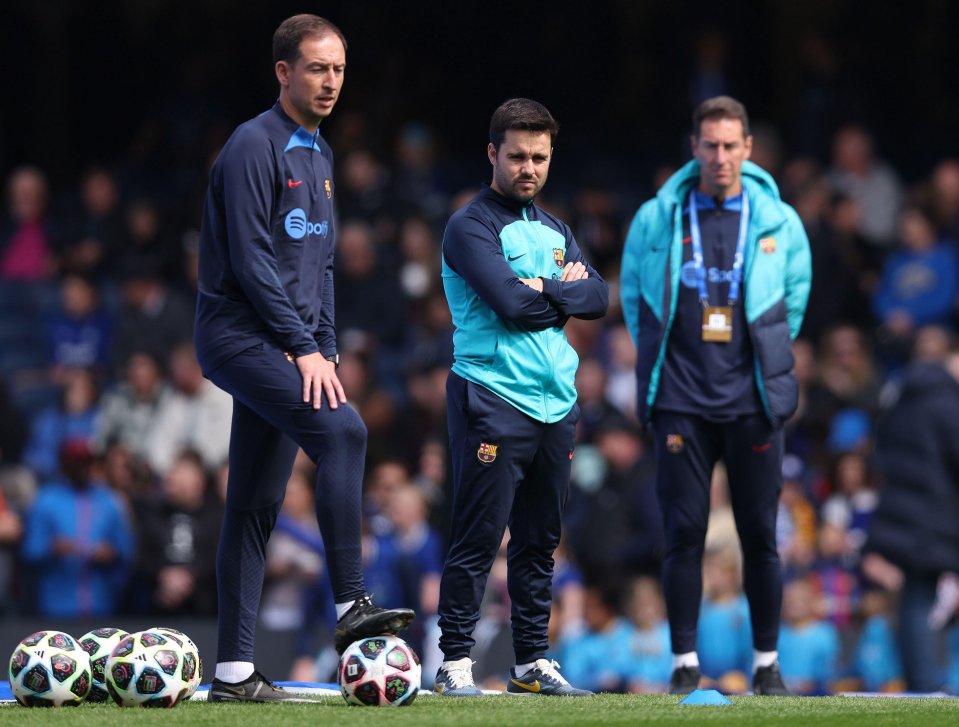 Barcelona boss Jonatan Giraldez says the full-back has undergone a small operation