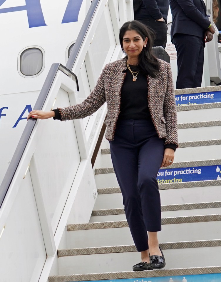 Suella Braverman's plans to deport illegal migrants to Rwanda have received a boost