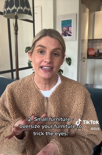 Small furniture also doesn't help - although not everyone agreed with the expert's tips