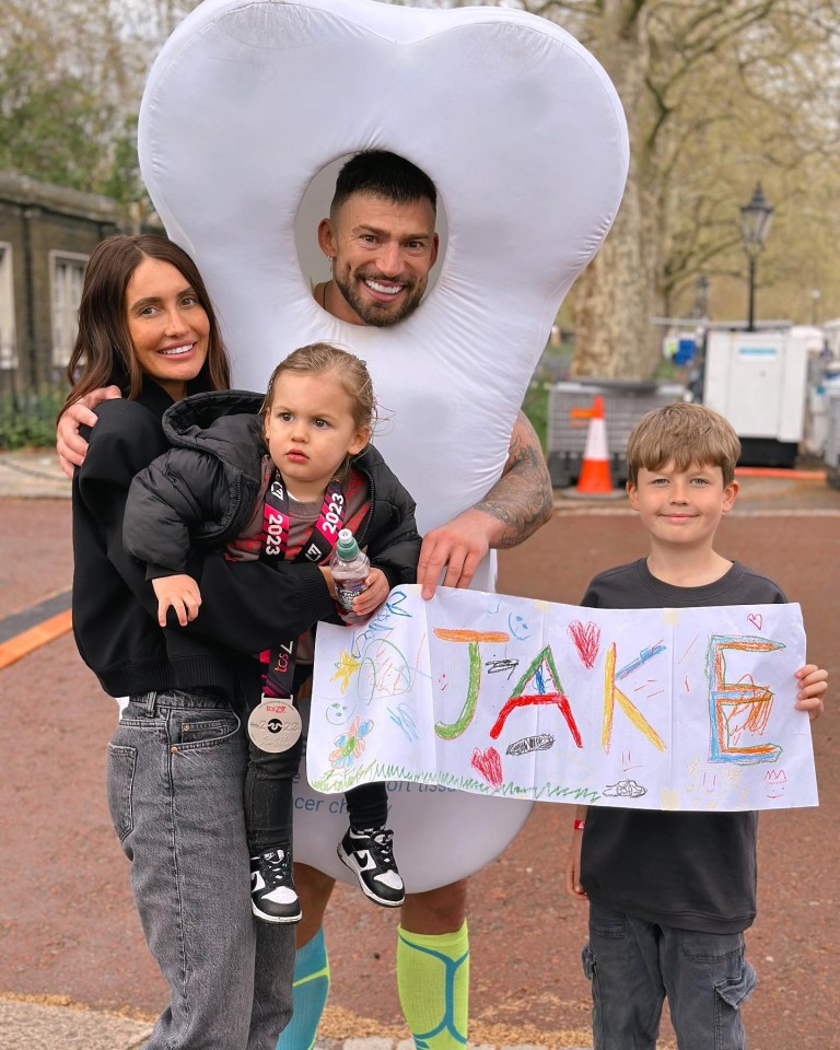 Jake ran the London Marathon 2023 in memory of his younger brother