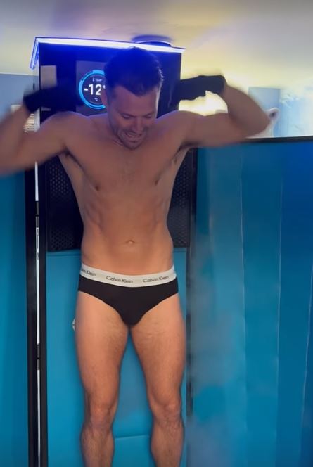 He stripped down to his pants for cryotherapy treatment