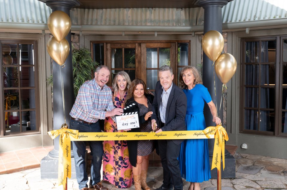 Posting a snap of the cast during a ribbon-cutting ceremony on set, a Neighbours spokesperson simply said: "Lights, camera, action, let's go!"