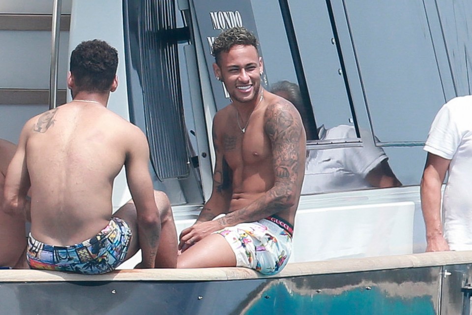 Neymar relaxes on board a luxury yacht