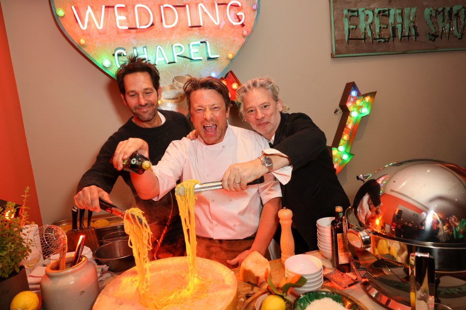 Jamie Oliver cooked up a storm with Paul Rudd