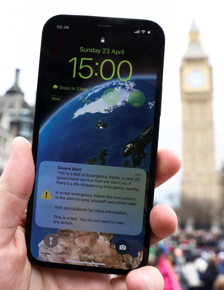 Thousands of Brits didn't receive today's emergency alert test