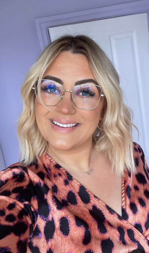 Pregnant Gogglebox star Ellie Warner showed off her huge hair transformation after seven hours at the hair salon