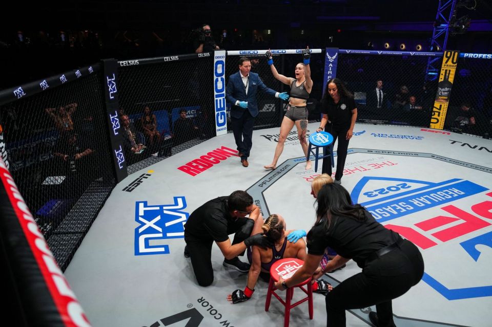 Amber Leibrock brutally knocked out Martina Jindrova