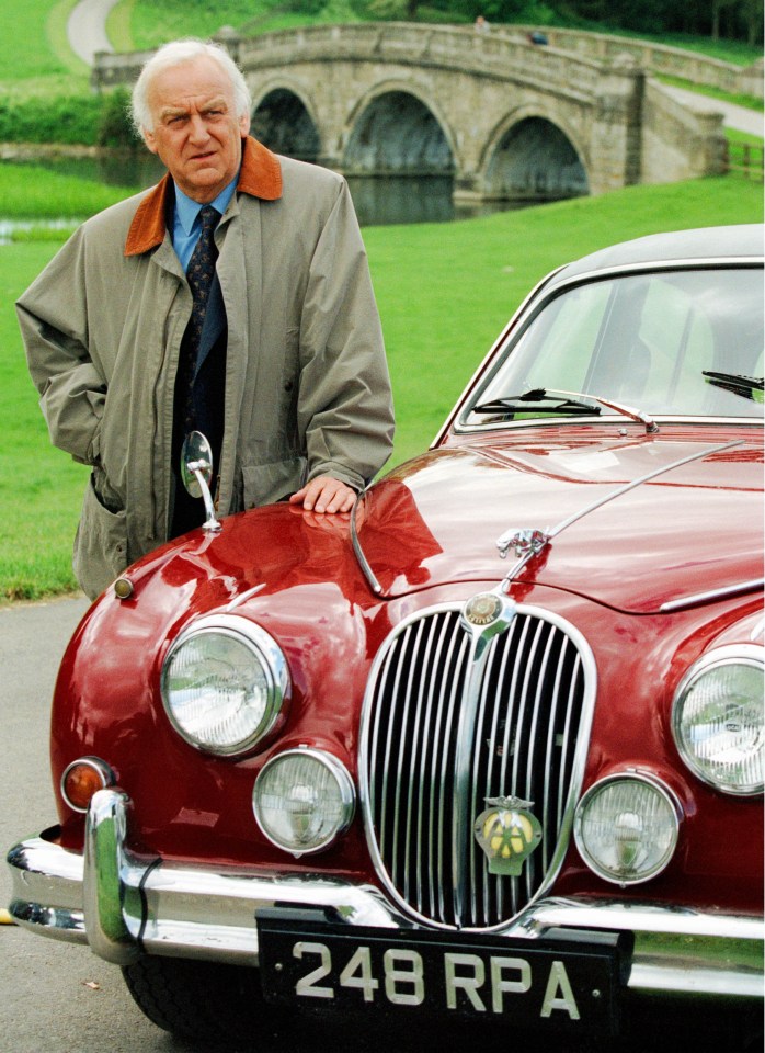 Editorial use only Mandatory Credit: Photo by ITV/Shutterstock (2051323b) John Thaw as Chief Inspector Morse with his Jaguar Mark 2 'Inspector Morse' Series 8 - The Way Through the Woods. TV Programme - Nov 1995 THE WAY THROUGH THE WOODS Steven Parnell, who was accused of murdering a number young girls the previous summer, is killed while in prison awaiting trial. Morse had not been involved in the case as he was on leave during most of that investigation. What piques Morse's interest is that one of the victims, Karen Anderson, was never found and it is assumed that her body was dumped in a nearby lake but Parnell confessed to his priest on his deathbed that he wasn't responsible for that particular murder. When one of the witnesses in the case, George Daly, is murdered, Morse and Lewis try to find some connection to Anderson's disappearance. They also wonder why Anderson's camera - she was an avid photographer - wasn't found. What they come across is a group of middle-aged men whose hobby is taking so-called glamour photos. The case takes an interesting twist when the body they do find in the woods isn't Anderson's..