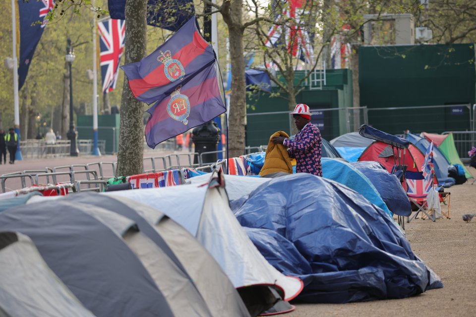 Royal superfans from around the world have set up camp in the Mall