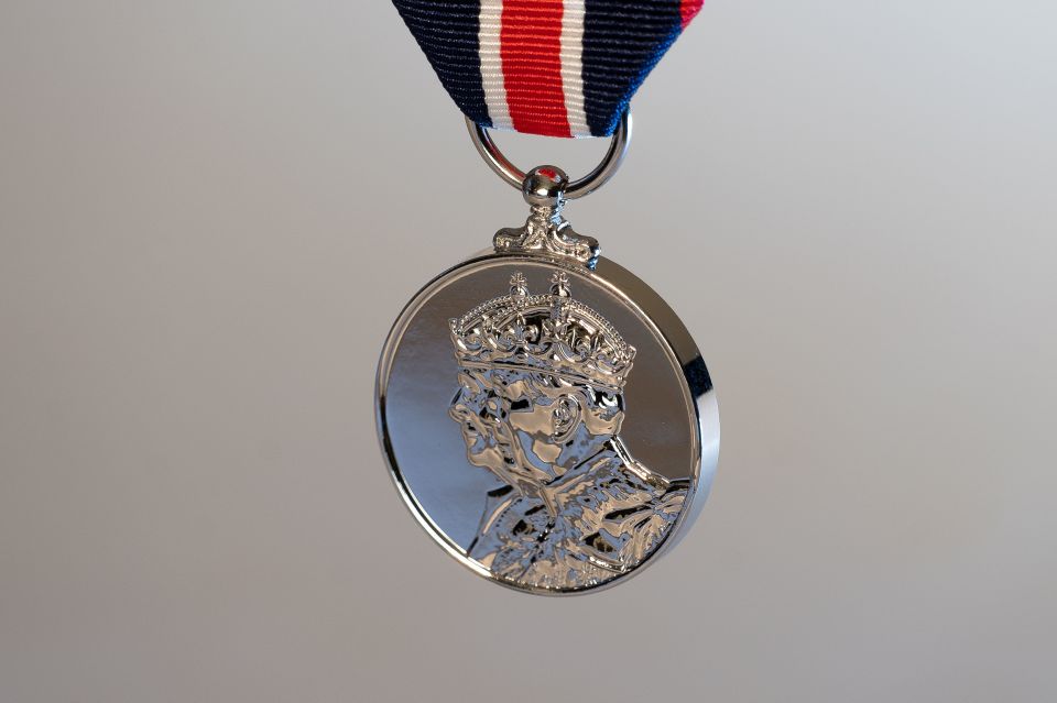 The 400,000 medal recipients tops the 129,051 who got one for Queen Elizabeth II’s coronation in 1953